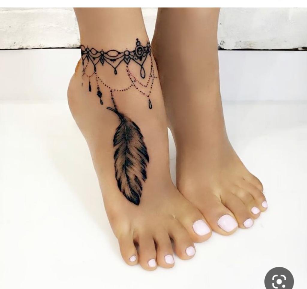 Henna Foot Art